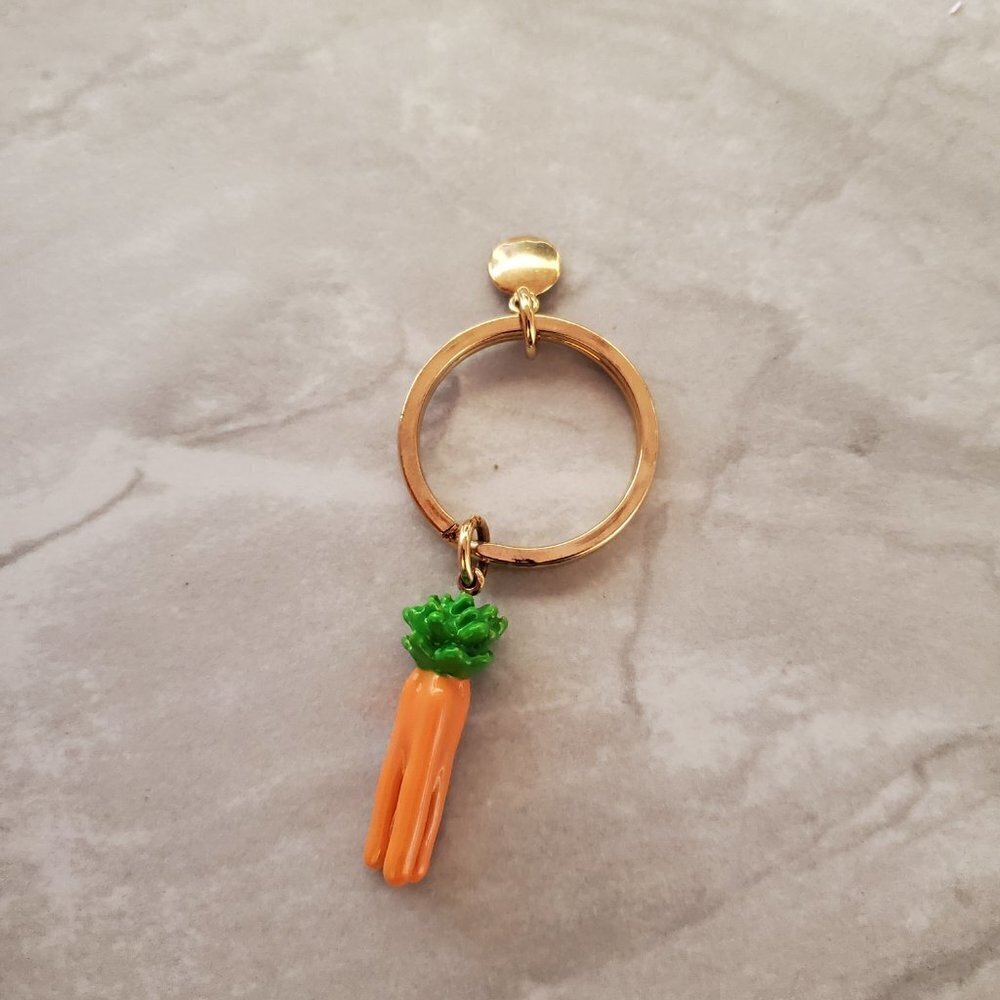 🥕 Vintage 2000s 00s Y2k J.Crew Key Chain Fob Enamel Carrot 🥕 - Picture 5 of 8